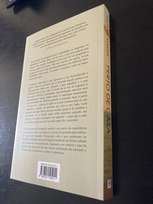 Perto de Casa - Michael Magee