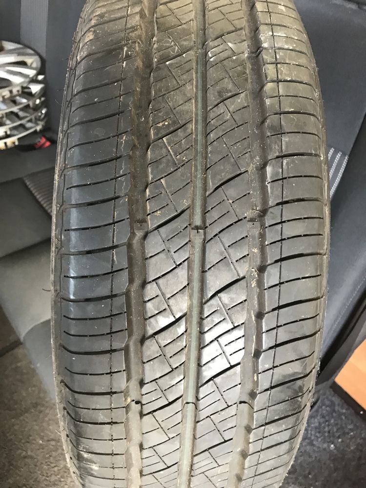 1 szt.opona 205/70R15C Landsail LSV88 106/104S 8.3 mm