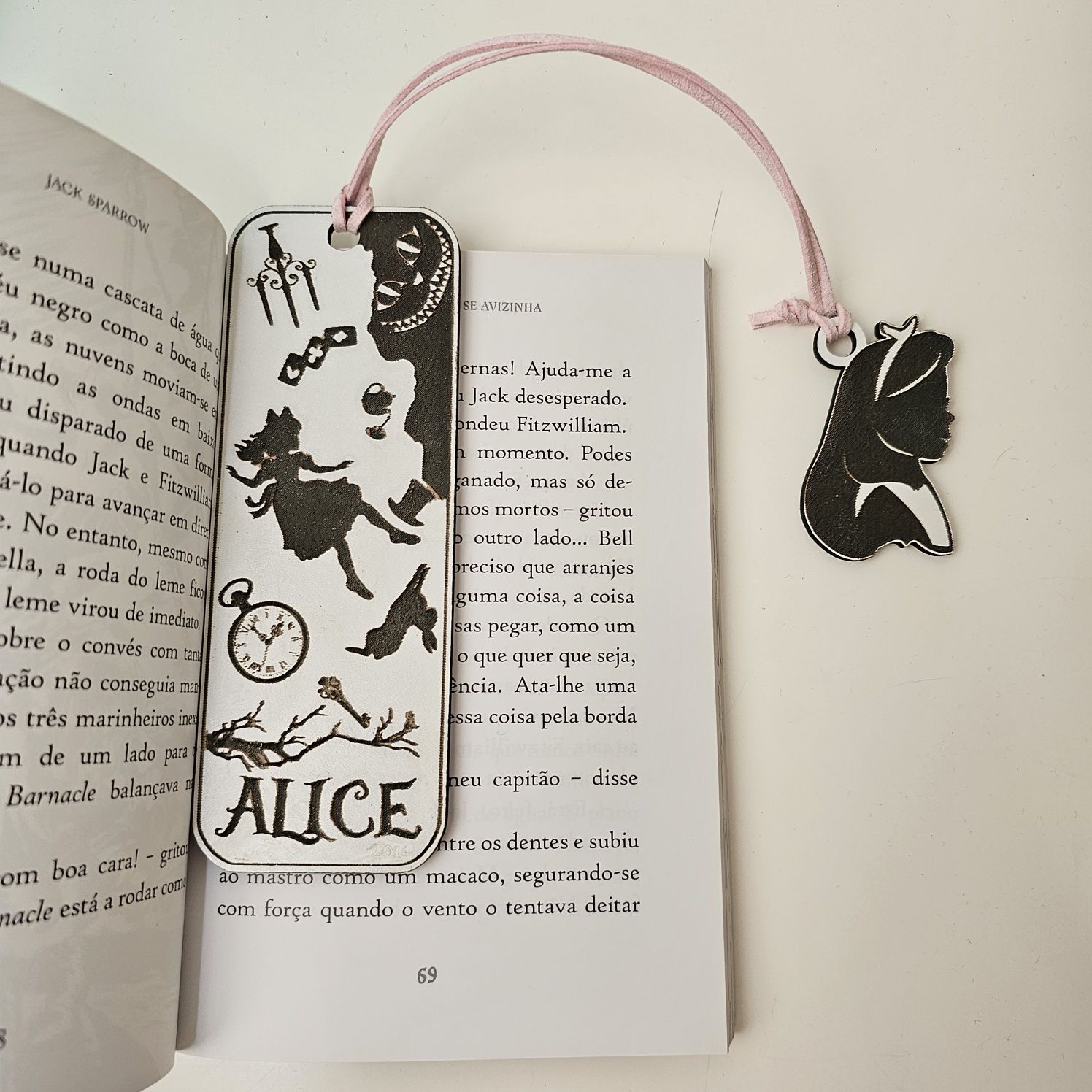 Marcador de livros - Alice no país das maravilhas-Alice in wonderland