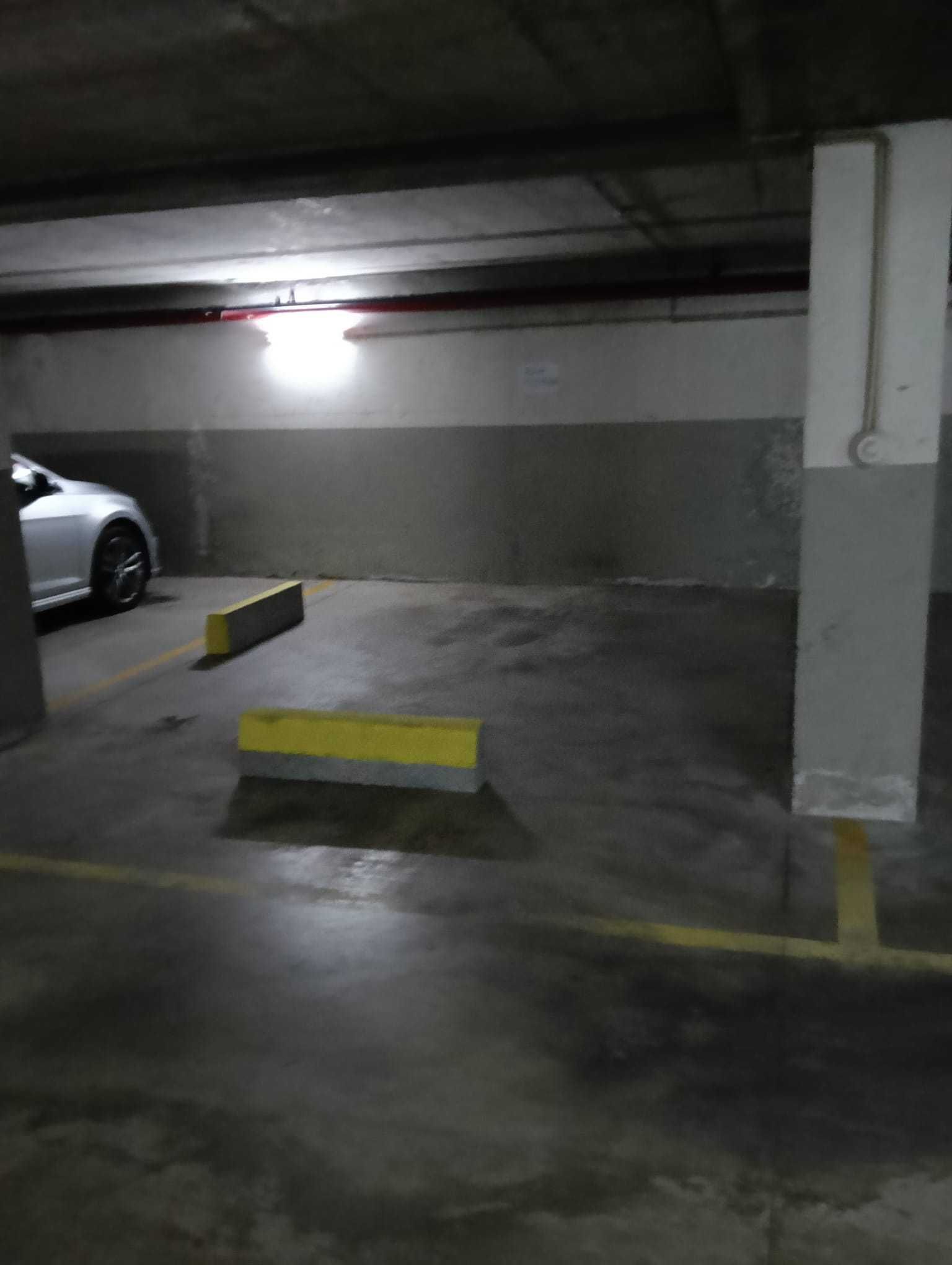 Lugar de Garagem para Alugar – Rua da Telheira, Paranhos