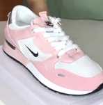 Nike damskie 41 rozmiar pudrowe