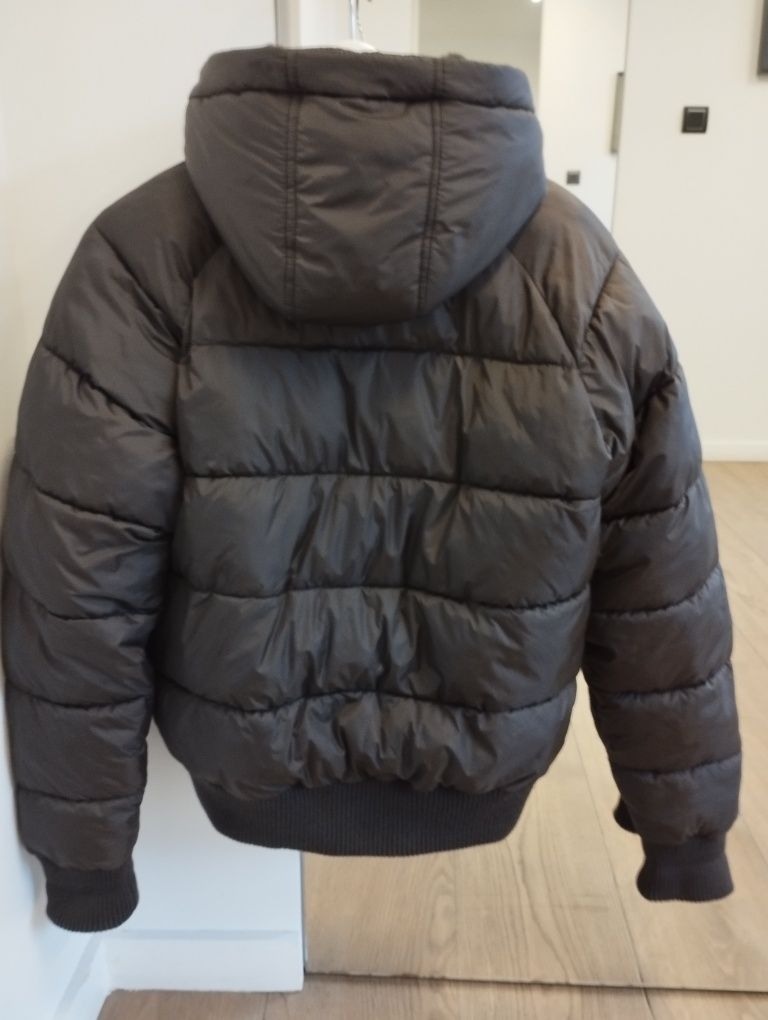 Oryginalnadamska zimowa pikowana kurtka marki Canada Aspen Team,r.S