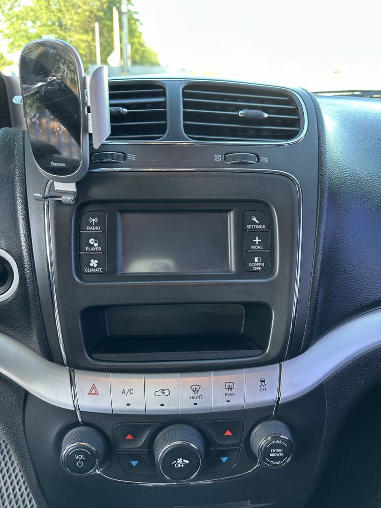 Продаю власний автомобіль Dodge Journey