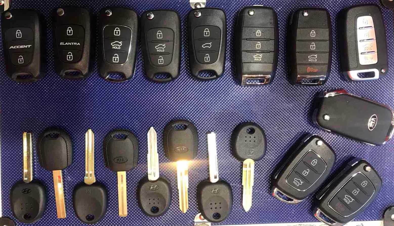 Кнопки логотипи ремкомплекти Хендай Hyundai KIA Lexus,Toyota, BMW