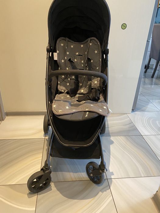Lekki wózek spacerowy BeCool LIGHT