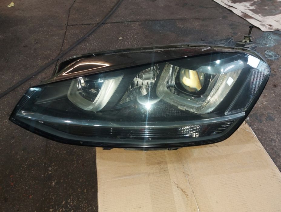 Фара левая  Golf 7  5g1941753
