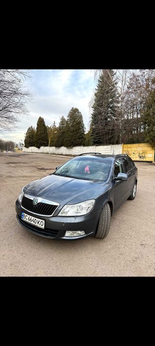 Продам Шкоду Октавію..