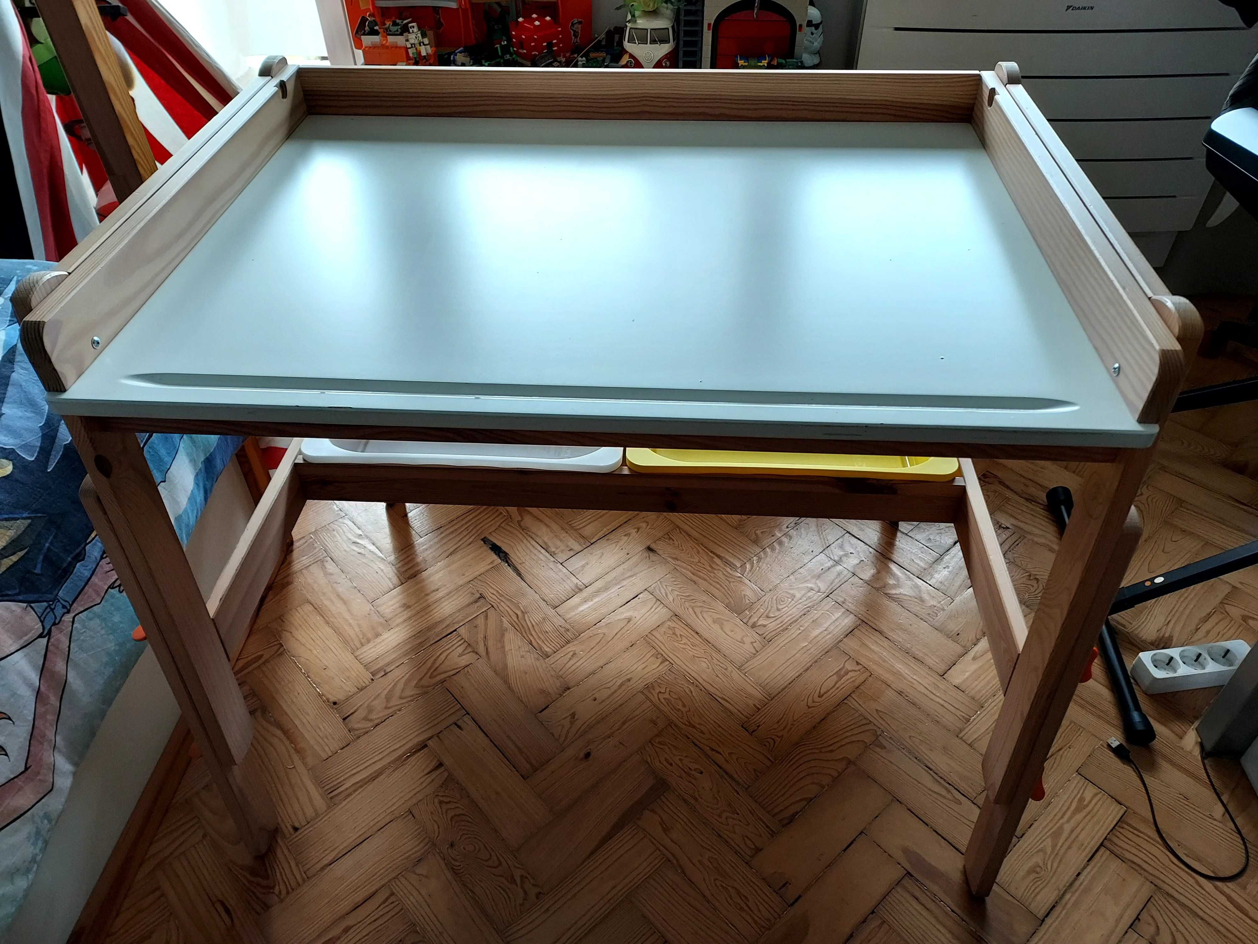 Secretaria crianca ikea