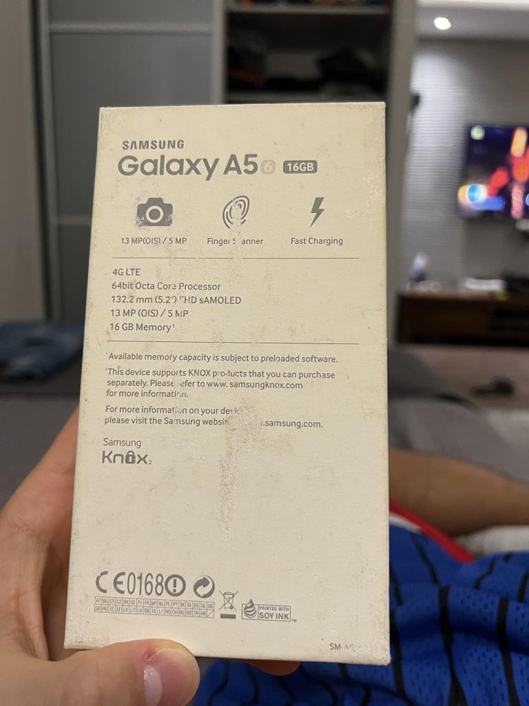 Samsung Galaxy A5 (2016) 16GB biały