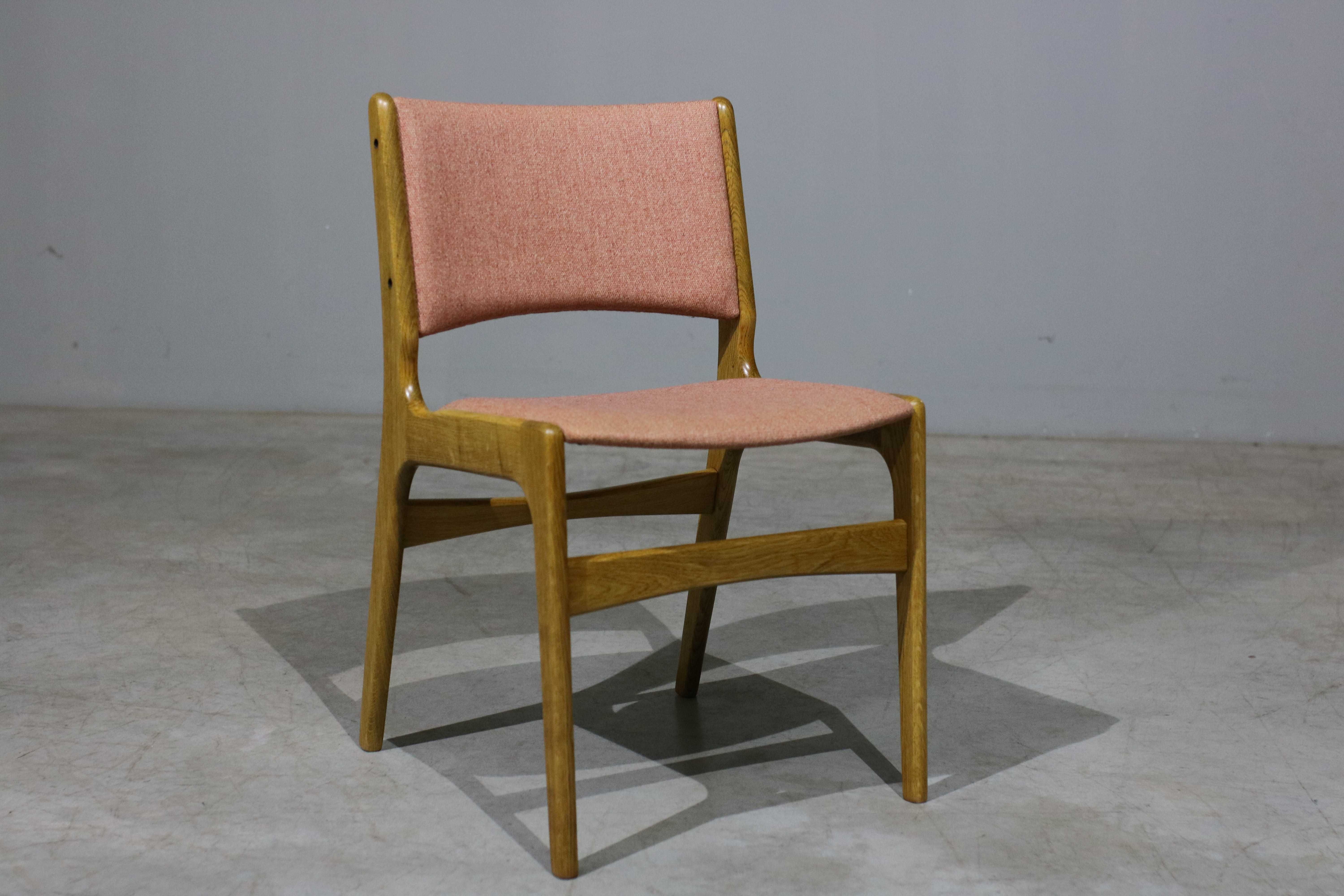 Cadeiras Anderstrup modelo B88 em carvalho | Mobiliário Nórdico