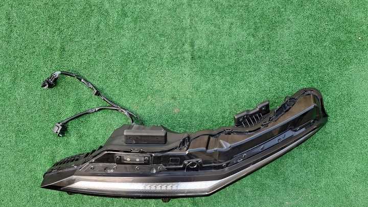 Фара ліва права NISSAN ARIYA FULL LED  W5752