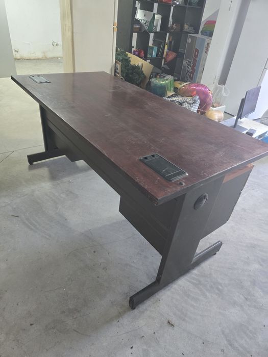 Secretária em Madeira