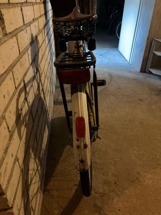 Rower holenderski damka  z koszem, hamulce w piaście, bagażnik