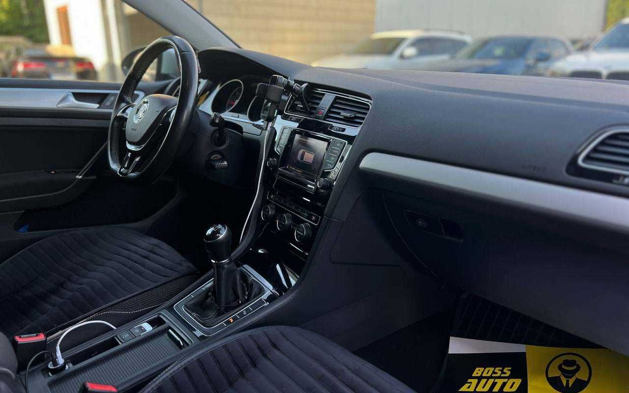 Volkswagen Golf 2014