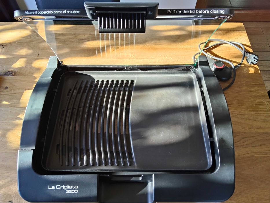 Sprzedam duży grill elektryczny Ariete