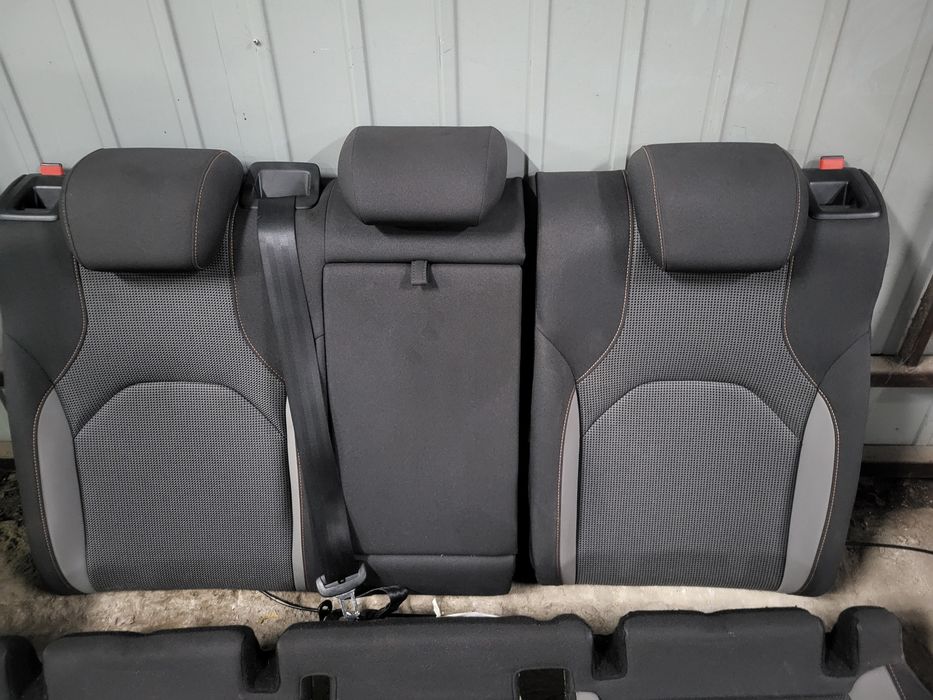 Seat Leon 3 Kombi Fotele Boczki Półskóry