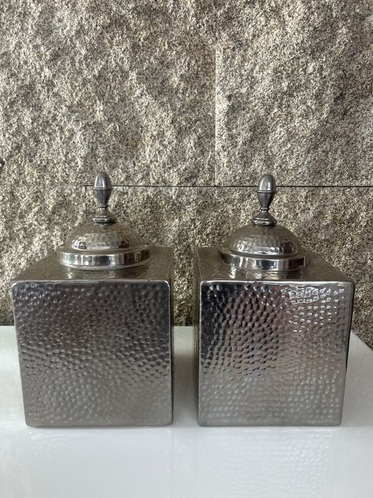 Conjunto de 2 potes devorativos