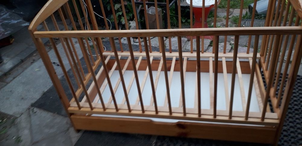 Łóżeczko dziecięce