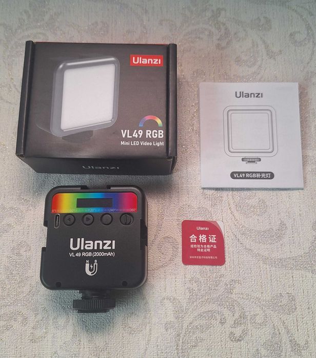 Накамерный LED- свет RGB, 1/4 магнит, 2000мАч, фотосвет ULANZI VL49