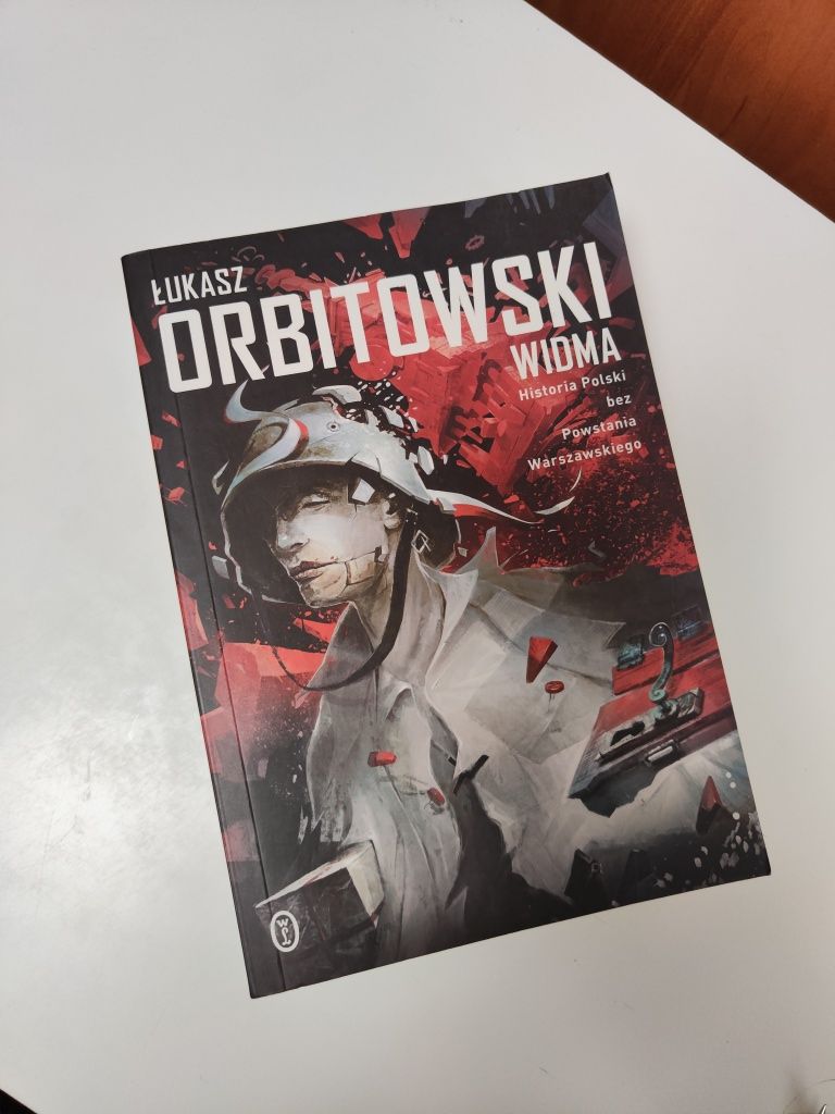 Widma - Łukasz Orbitowski "x