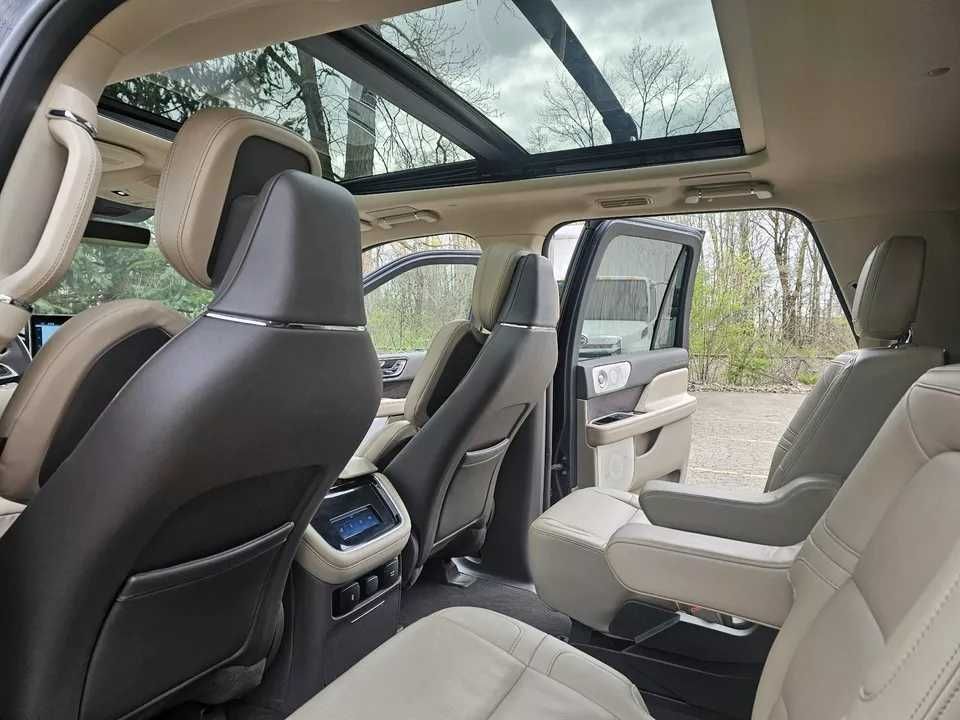 2022 Lincoln Navigator