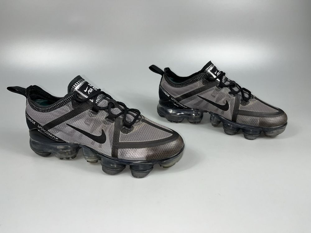 Кроссовки Nike Vapormax 36 размер (по стельке 23 см)