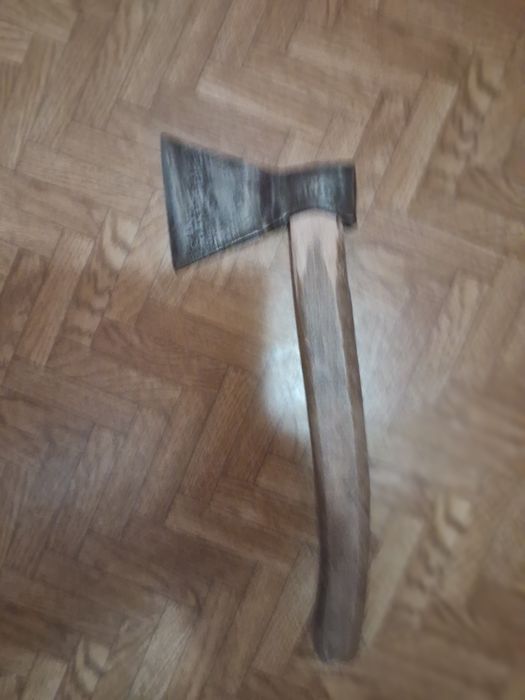 Топоры ссср  1962,1990 г/в в хорошем состоянии смотрите фото