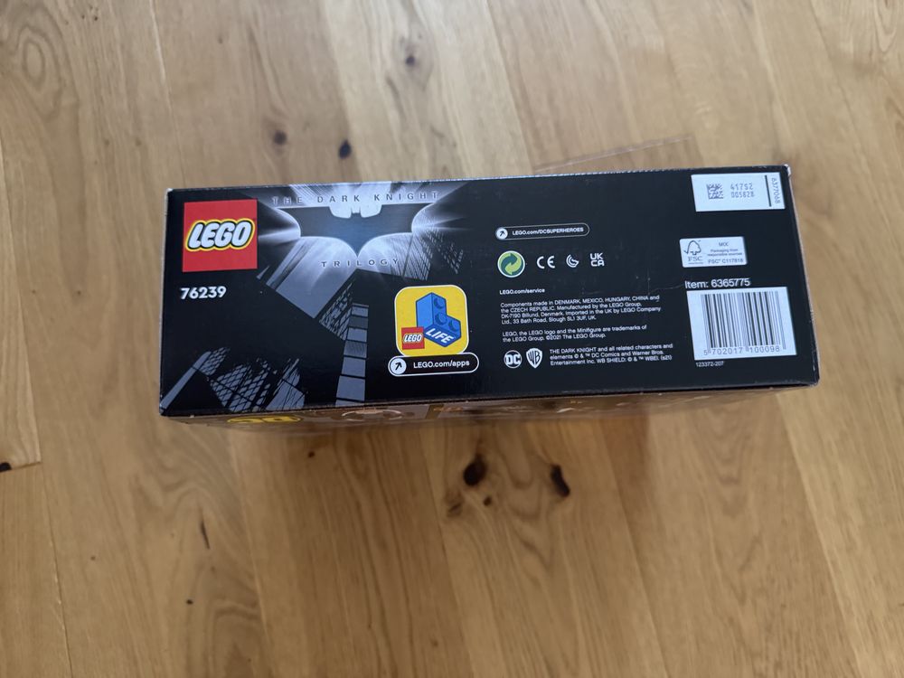 LEGO® 76239 - Batman Tumbler: starcie ze Strachem na Wróble