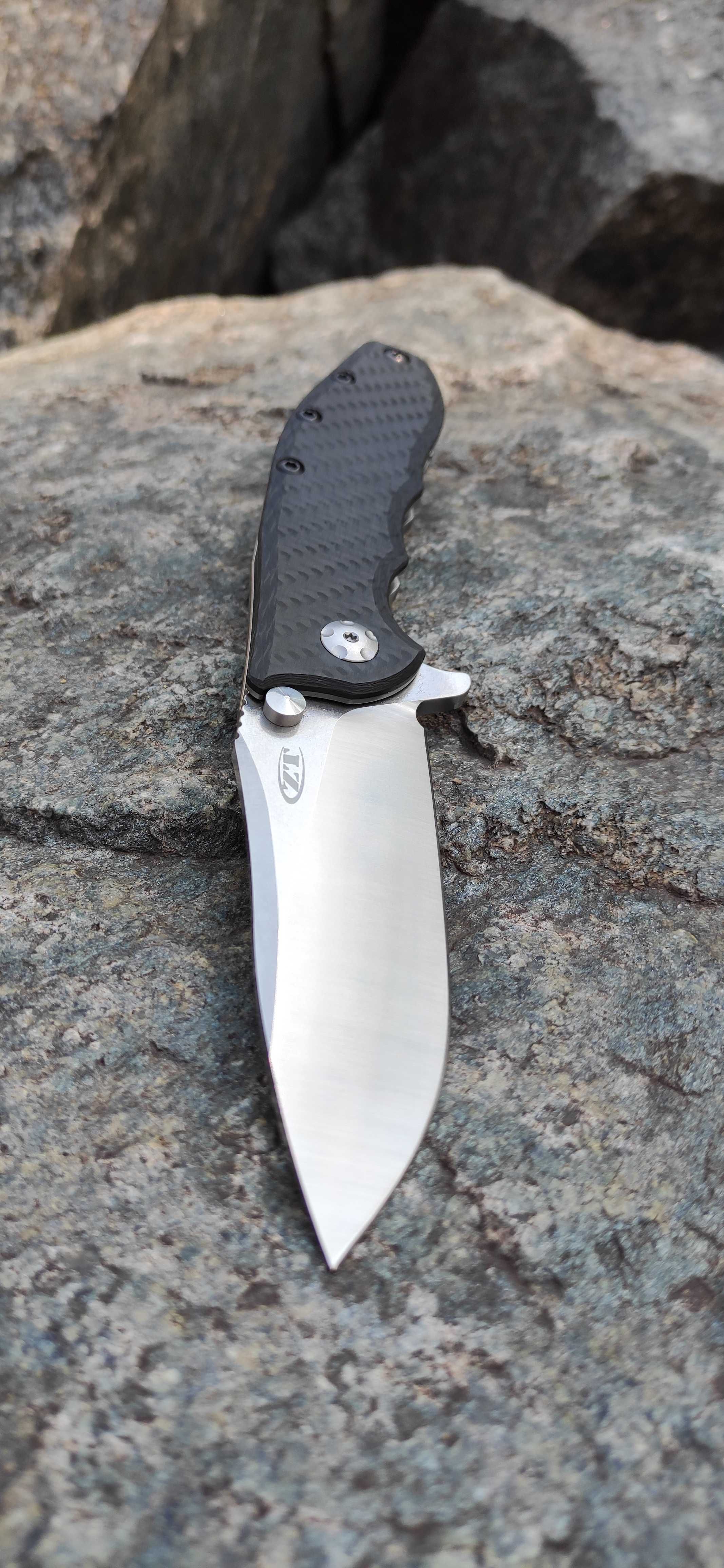 Ніж складаний ZT0562 CF