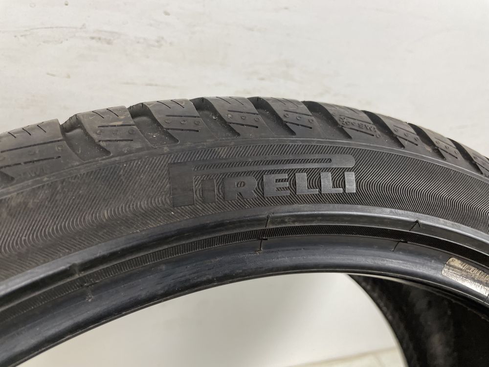 215/40R18 89V Pirelli Sottozero 3