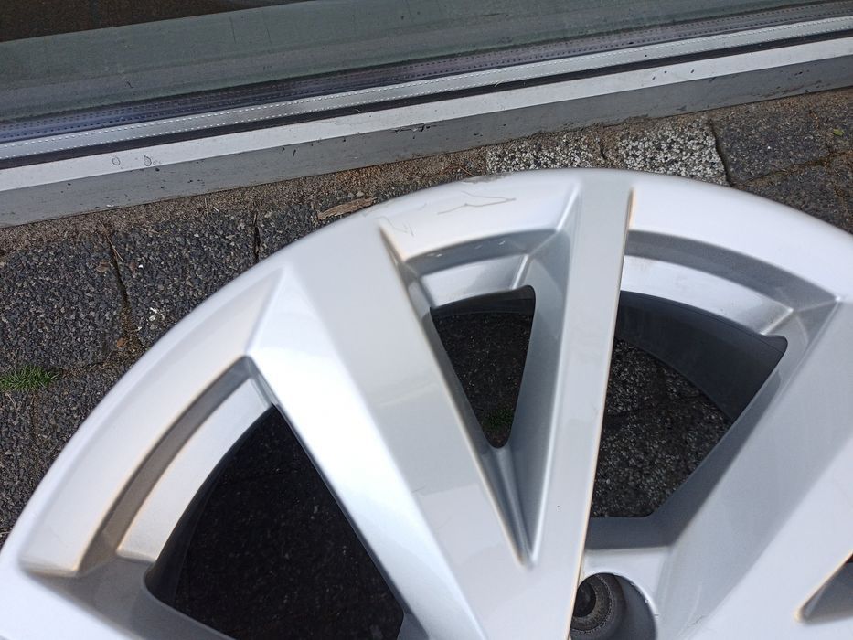 17" Audi Q2 81A A3 VV T-ROC PASSAT Golf V VI Caddy Touran Eos Skoda