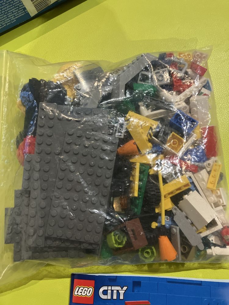 Kompletne Lego City 60232 myjnia