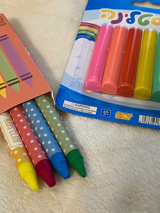 Пенал, олівці  Ціна за все!