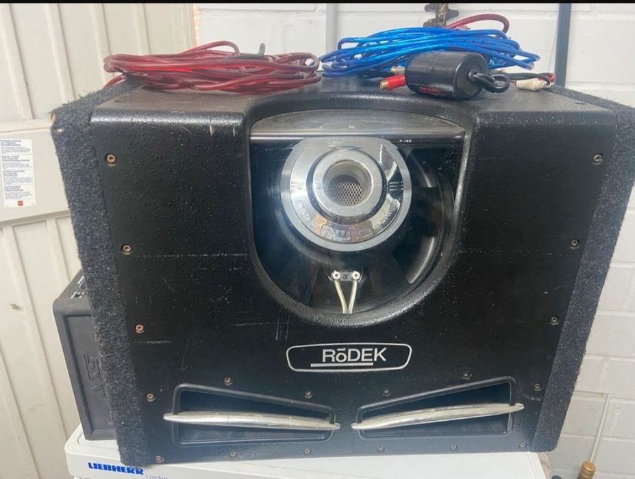 Wzmacniacz samochodowy NXS subwoofer Rōdek skrzynia basowa CAR Audio