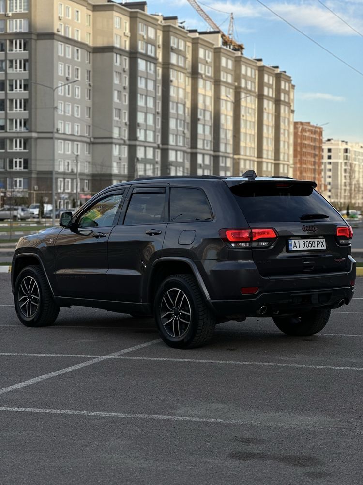 Jeep Grand Cherokee Trailhawk