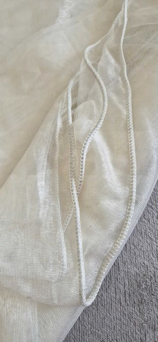 Delikatna jak mgiełka firanka