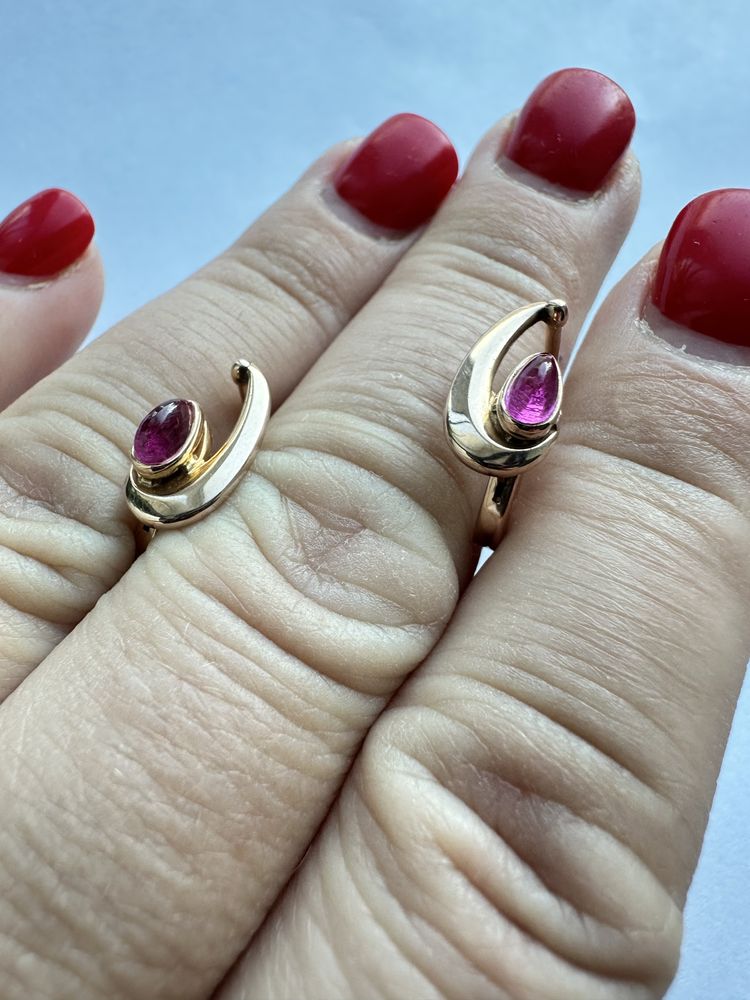 Серьги золотык 585 СССР , вес 3,65 грамм сережки