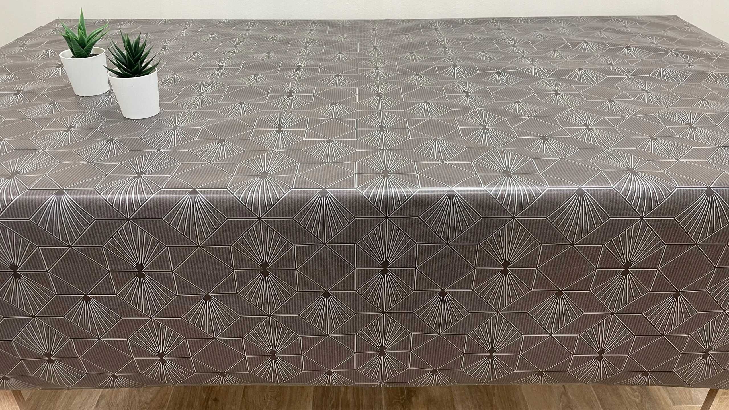 CERATA NA STÓŁ OBRUS NA WŁÓKNINIE - 120x140 - geometryczny wzór