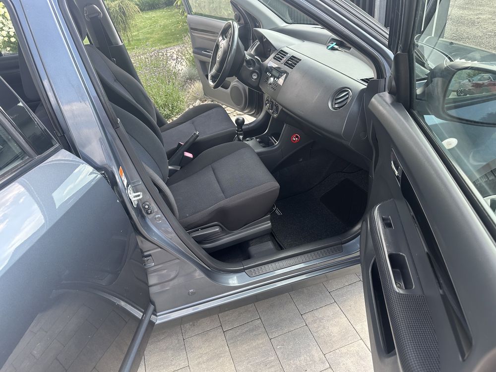 1.3 benzyna klimatyzacja 4x4 sprowadzony z Niemiec