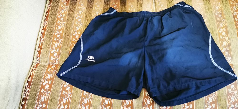 Spodenki męskie firmy Kalenji.