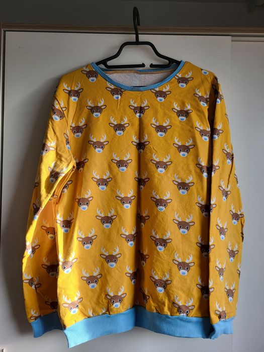 Świąteczna bluza w renifery roz. 36