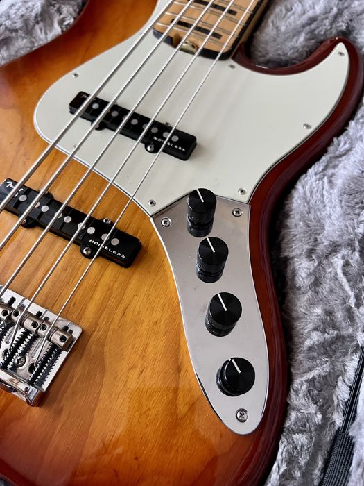 Fender Jazz Bass Elite V preamp Sadowsky