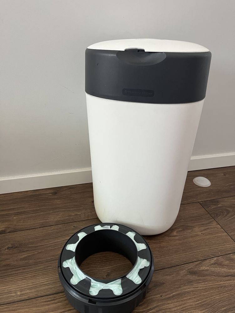 Tommee Tippee Twist and Click kosz na pieluchy