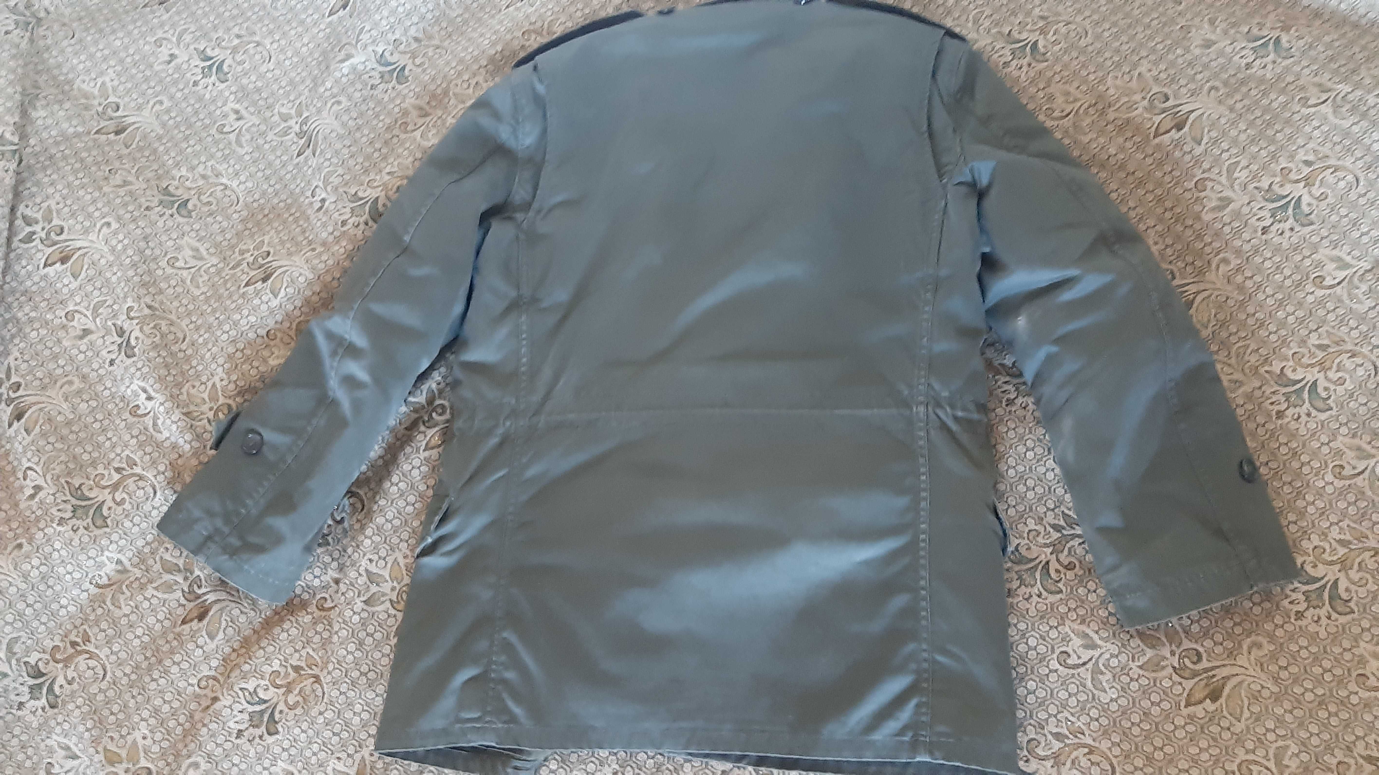Парка куртка хаки на съемной подкладке (р.М)