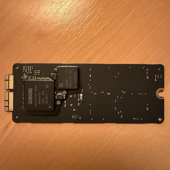 SSD Samsung 256GB (Proprietário para computadores Apple)