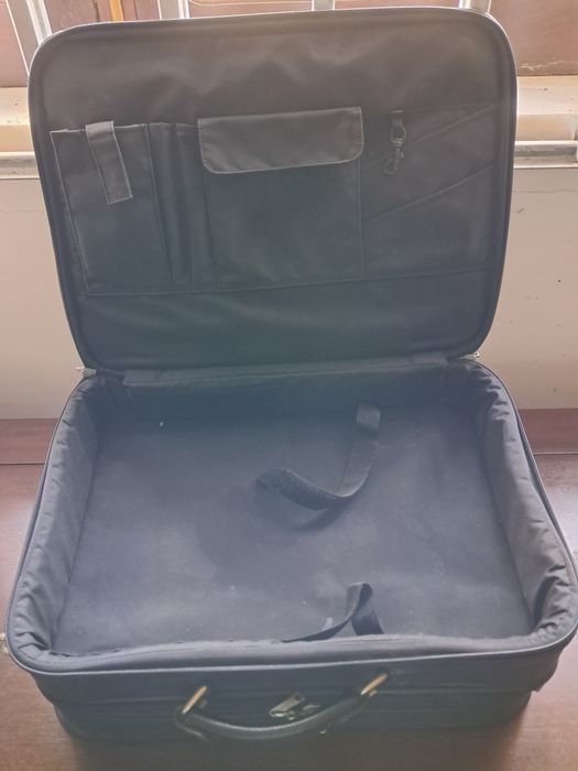 Mala de viagem e portátil Delsey