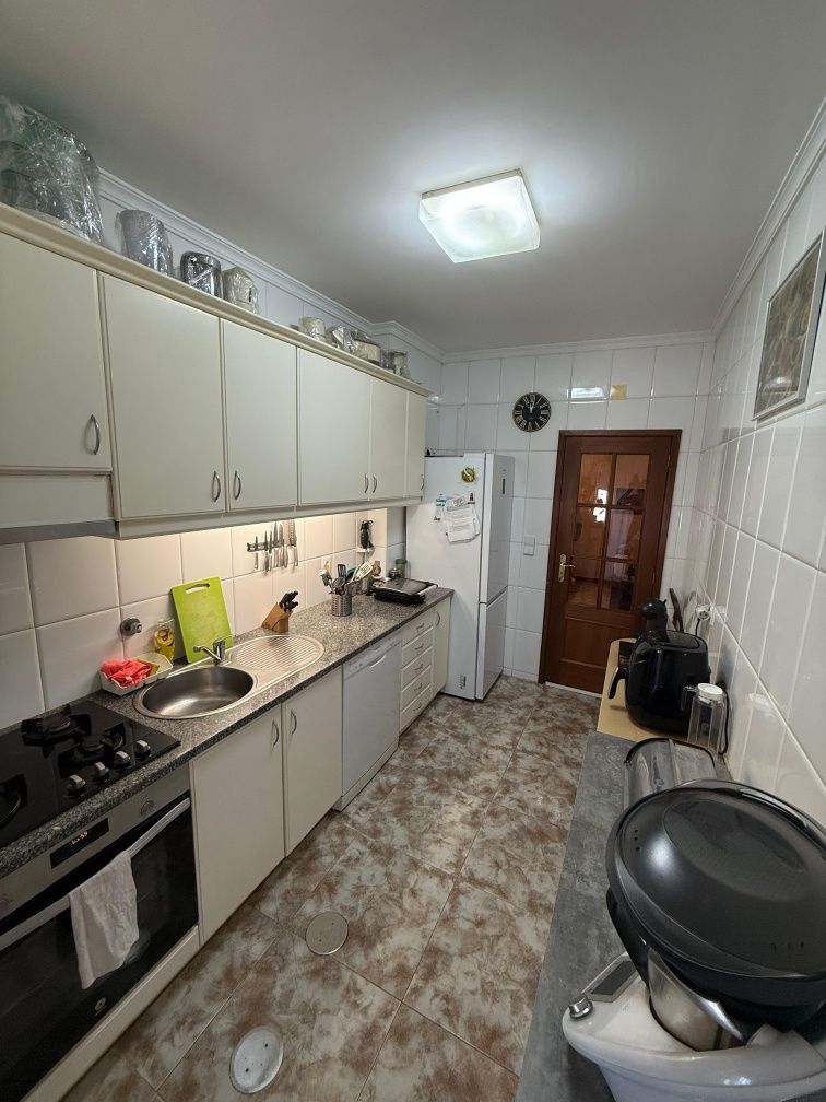 T2+1 na Rechousa com Lugar de Garagem e Arrumos