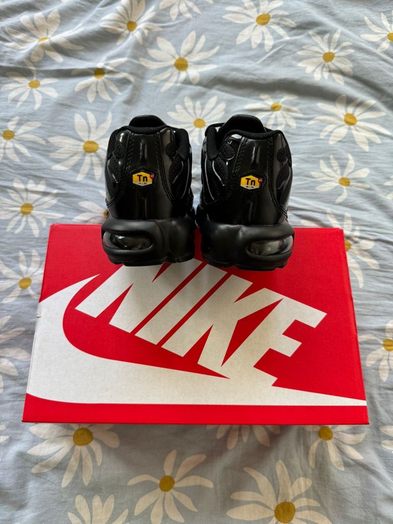 Nowe buty Nike Air Max Plus 42,5 rozmiar Air Vapormax Plus Shox TL
