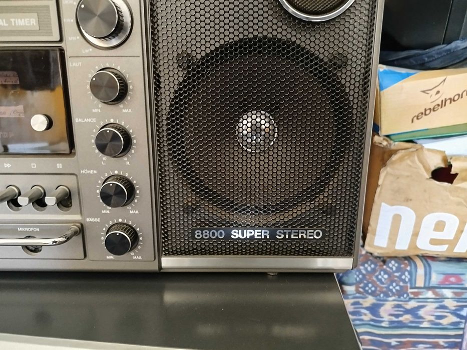 Radiomagnetofon Universum Senator 8800