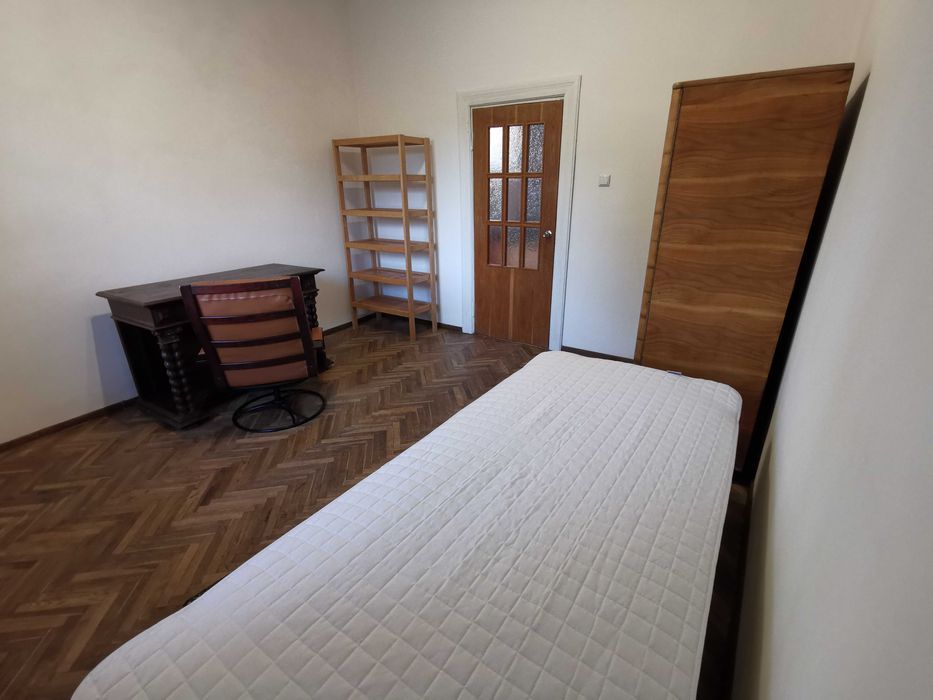 Ізольована кімната в 3ох кім. квартирі (Левандівка) кп все включено